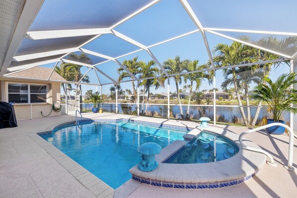 Pool & Hot Tub