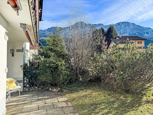 Plante, Ciel, Jour, Propriété, Nuage, Bâtiment, Architecture, Lot Terre, Végétation, Quartier