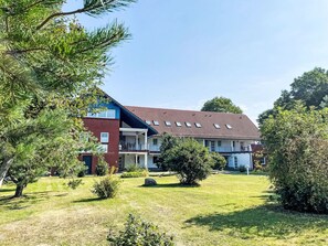 Plant, Sky, Window, Building, Natural Landscape, Tree, Land Lot, Vegetation, Cottage, House