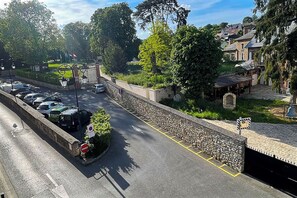 Le Relais du Gaizon, vue sur le chateau depuis une chambre.
