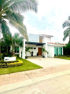 Fachada