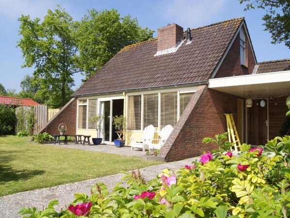 Holiday Home Exterior [summer]