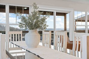 Gather around the dining table to enjoy meals together or play games!