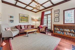 Lounge Area