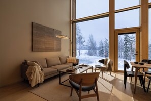 Living room (2)