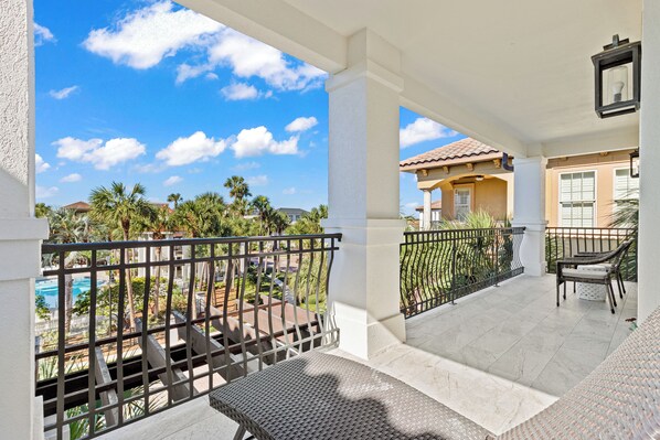 Second Floor Covered Balcony
