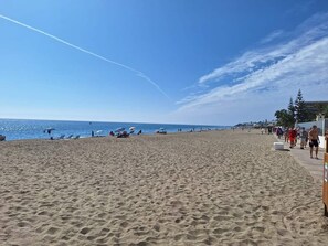La Cala Beach is within a 10-minute walk.