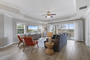 7602-201 (5).jpg
