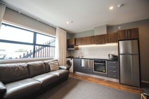 Kitchen (1)