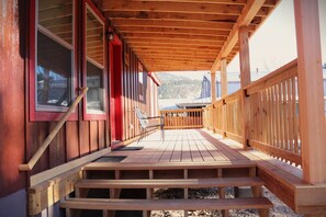 Porch 1