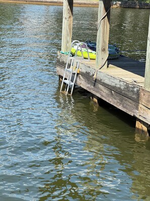 Divers