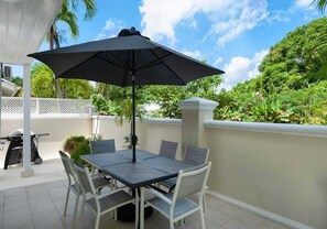 Mango Court No. 3 - Porters (1152)