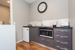 Kitchen (1)