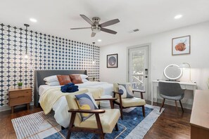 Suite 1 - Master Bedroom