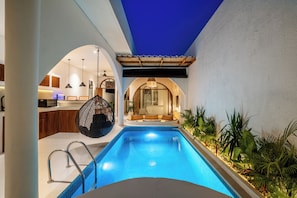 Utomhuspool