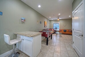 Enjoy casual dining at the kitchen counter.
