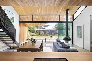 Clean lines, natural materials all meld as one