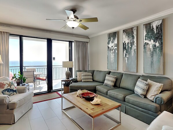 Welcome to Navarre Towers #1206!