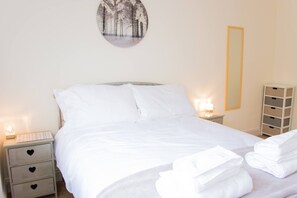 Apartment 2, York Terrace, Norwich - Host & Stay