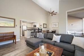 SWP Snowblaze C22 open floor plan