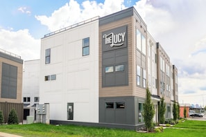 The Lucy EXT - 1