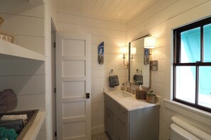 Cottage Bath