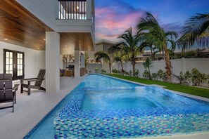Private Pool and Spa