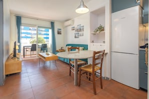 Living-dining room (1)