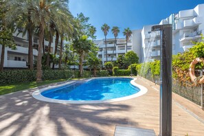 Pool (2)