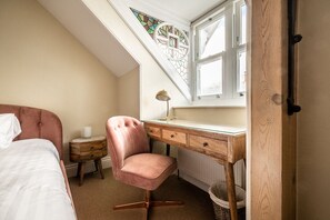 Bedroom 1 desk