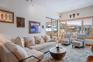 Architecture, Building, Furniture, Indoors, Living Room