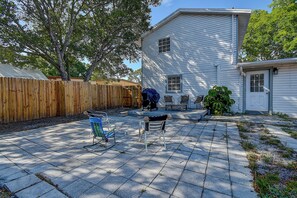 Sit back and unwind in the garden with comfortable chairs #OutdoorComfort