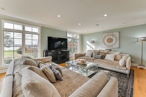 Living Room | 1st Floor