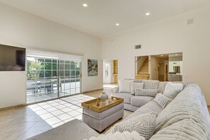 Living Room | Twin Sleeper Sofa | Central A/C & Heating | 1st Floor