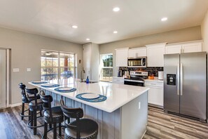 Kitchen | Cooking Basics | Keurig Coffee Maker | 1st Floor