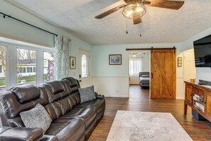 Living Room | Twin Sleeper Sofa | Smart TV | Board Games