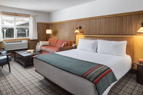 Comfortable King size bed!