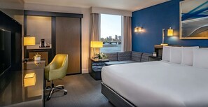 Unit with King bed. Exact unit will be assigned upon arrival. Views, colors, and decor may vary.