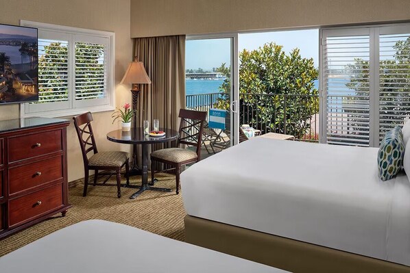 Unit with 2 Queen size beds