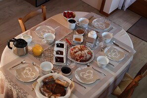 Breakfast meal