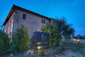 Facade/entrance,Property logo or sign
