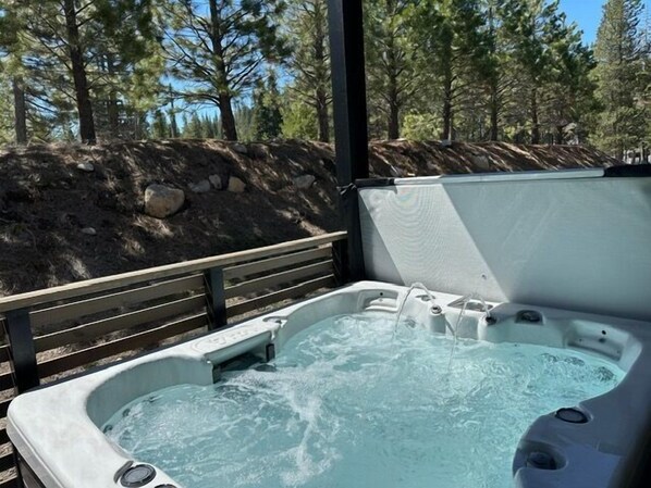 Bain à remous extérieur