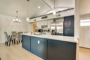 Kitchen | Keurig Coffee Maker | Toaster | Dining Table | Dishware & Flatware