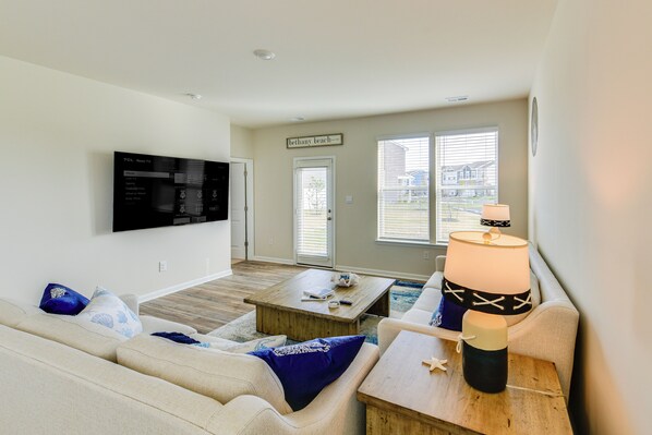 Millville Vacation Rental | 3BR | 3.5BA | 1,416 Sq Ft | 2 Steps Required