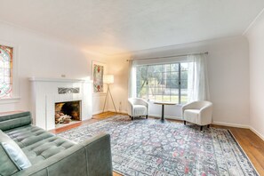 Living Room | Central A/C | 1st Floor