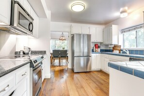 Kitchen | Cooking Basics | Coffee Maker | 1st Floor