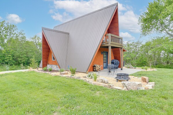Kenton Vacation Rental | 1BR | 1BA | 600 Sq Ft | Small Step to Enter