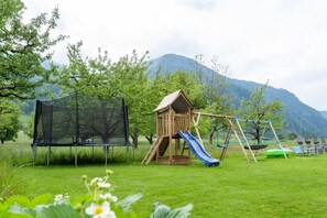 Garden [summer]