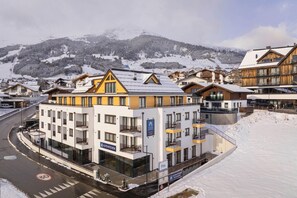 Holiday Home Exterior [winter]