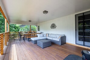 Relaxed vibes only in this comfy outdoor hangout corner.